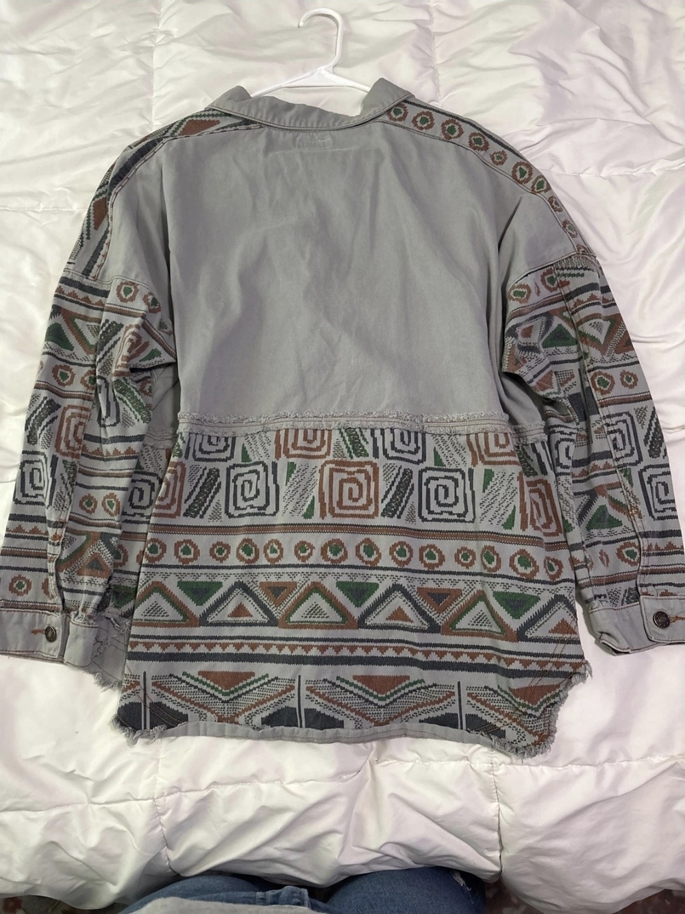 easel Women's Light Gray Jacket